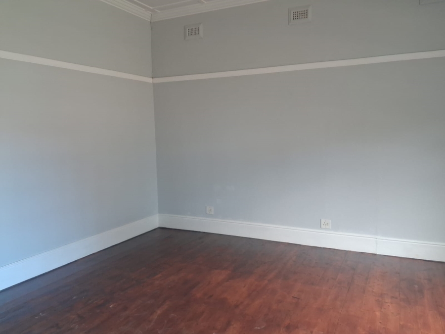 To Let 1 Bedroom Property for Rent in Southernwood Eastern Cape